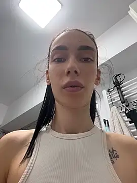 Celine_Roxelle webcam