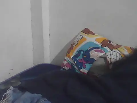 lovelypinay31xx webcam