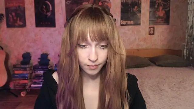 Friendly_Ellie webcam