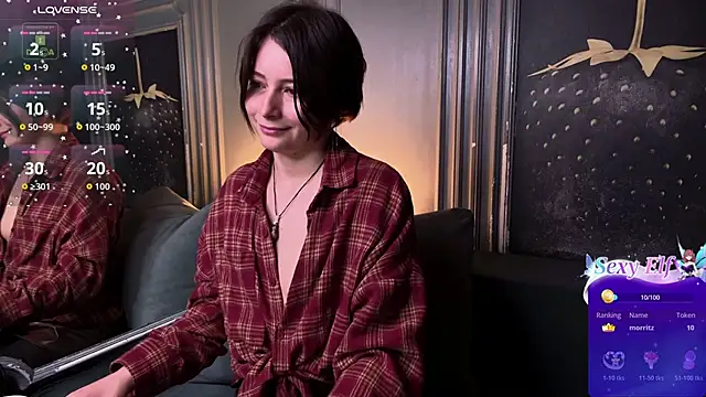 Ishtar_Divine webcam