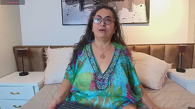 AlessandraLeroy webcam