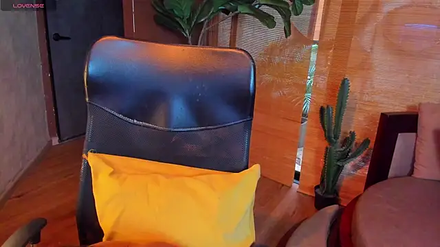 Victoria_Gonzalez webcam