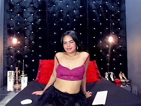 ZoeAltamiranda webcam