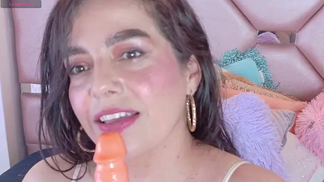 miiaa_collins_ webcam