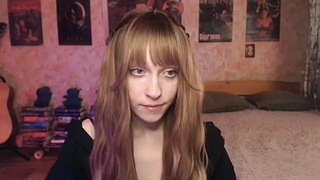 Friendly_Ellie webcam