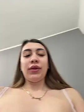 skinnysweetmilf webcam