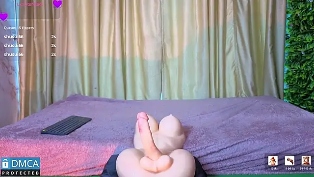 nena_cupcake_ webcam