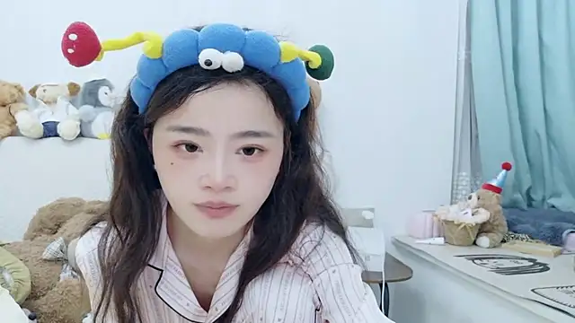 美女cc-8在线直播