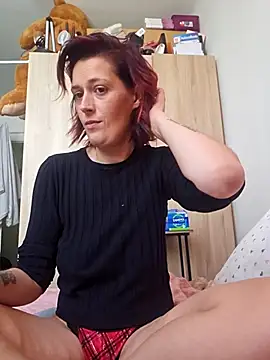 Luciphya_Domina webcam