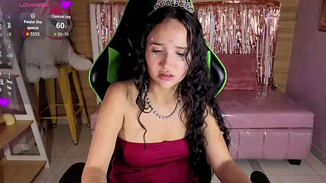 bella_vibess_s webcam