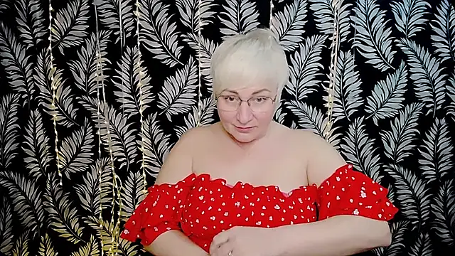 Olivia_playful webcam