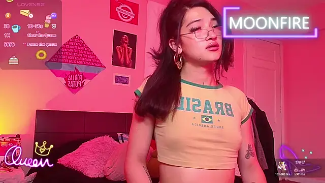 moonfiredancer webcam
