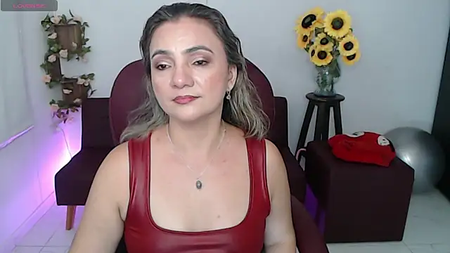 ana_milf webcam