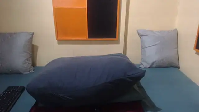 AssSeductress43 webcam