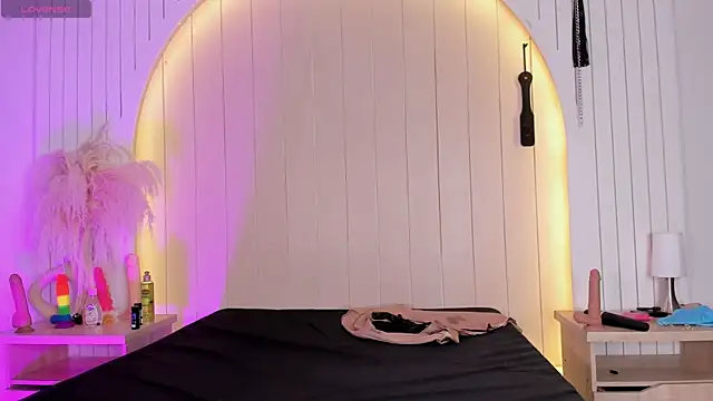 ALICESANDOVAL webcam