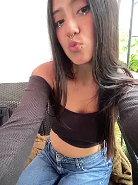 StrawberryPink_ webcam