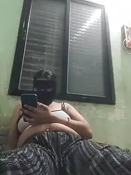 TamilAparna78 webcam