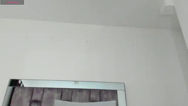 alyssia_ocean webcam