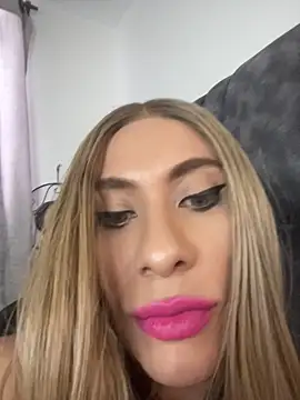 davinaclaire live sex cam