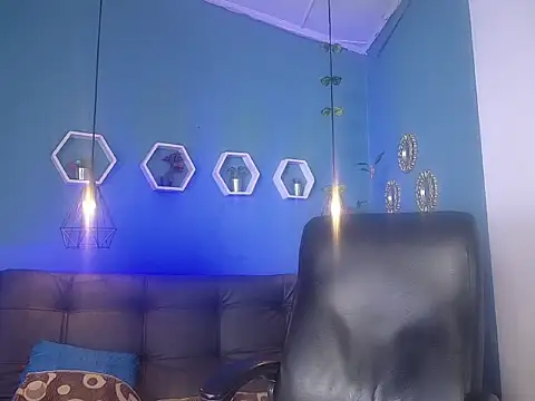 aurora_ath - Aurora_ath's free webcam - UK Sex Cams