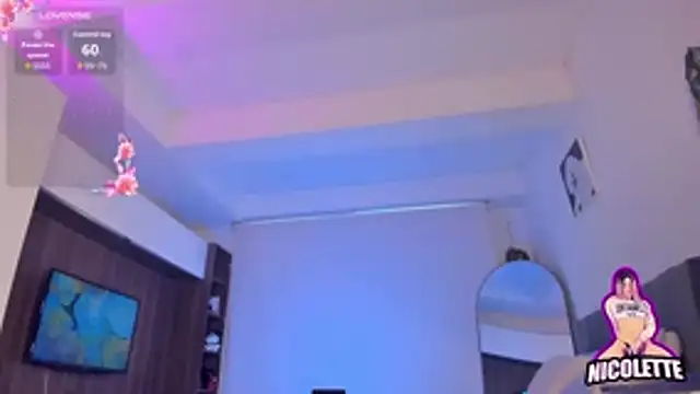 nicolette_tay webcam