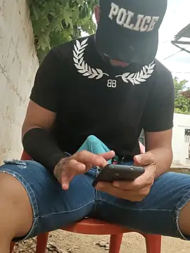 PIGHIGHDIRTY_p0 webcam