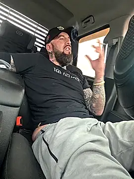 Beardedtattood live cam