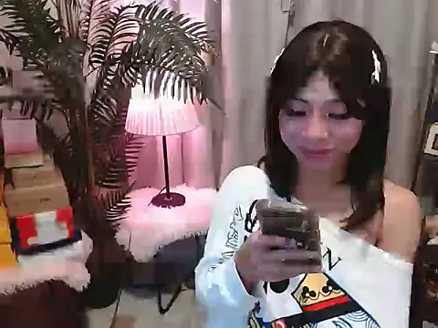 AsianTrixxx webcam