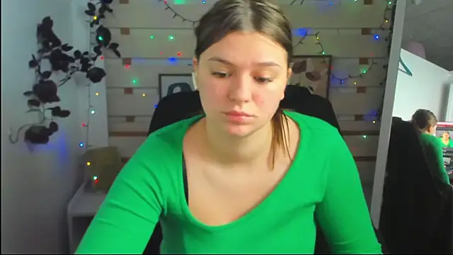 Josephine_Kiss webcam