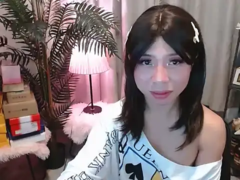 AsianTrixxx webcam