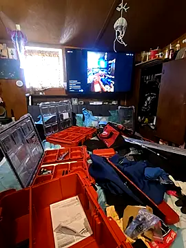 UncutHammer69 webcam