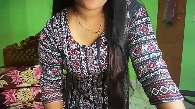 BengaliQueenStar webcam