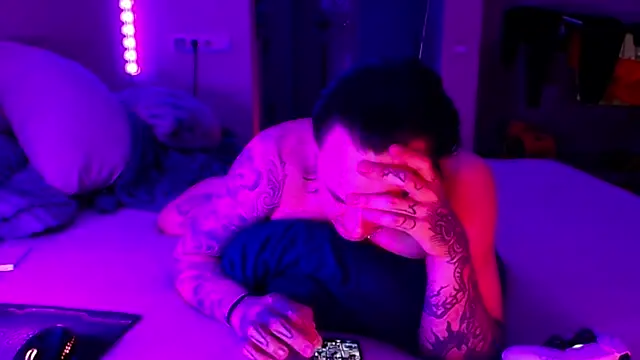 baphomet_from_ice - Baphomet_from_ice's free webcam - UK Sex Cams