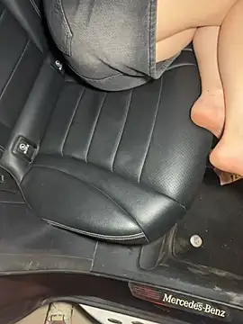 美女qsjt001在线直播