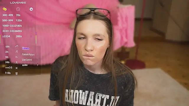 Nayeomy live sex cam