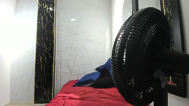 Celestial_Queen_ live sex cam