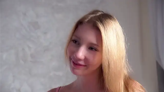 sunnivacovil - SunnivaCovil's free webcam - UK Sex Cams