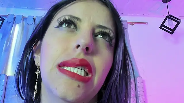 nicolee_millerr webcam