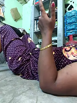 Tamilselviroja- webcam