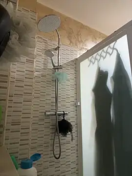 piccolo2002's live cam