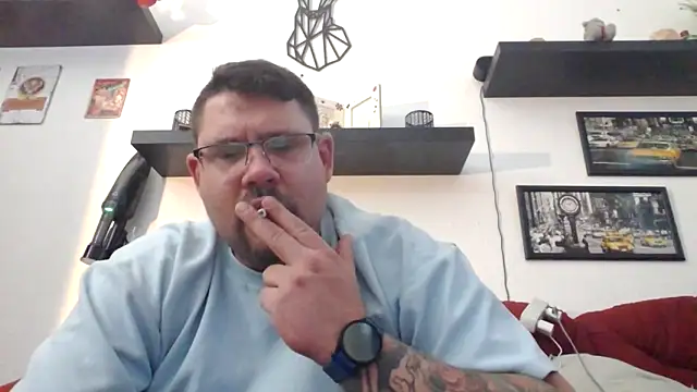 sexykevin17cm webcam