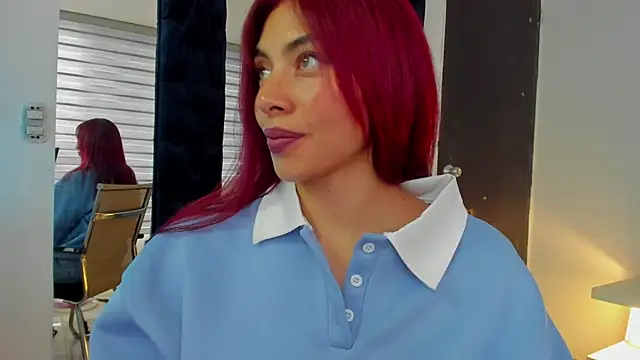 melanie_roux__ webcam