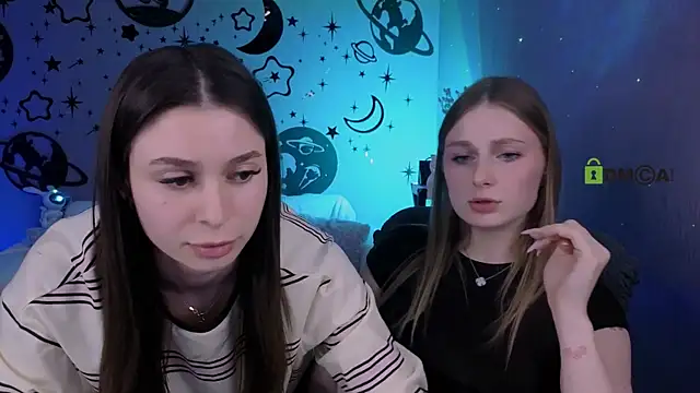 flora_ri (Ask my age) - doggy