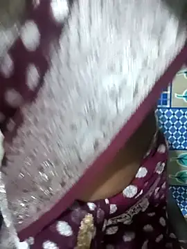 janu-telugu (F milf) - Full nude show