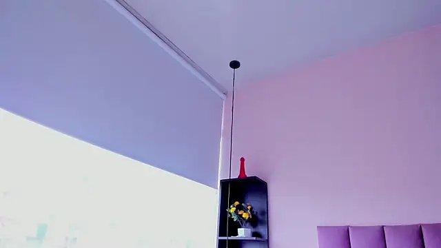 violet_myerrs webcam