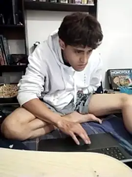 AoA-BoyStudent webcam