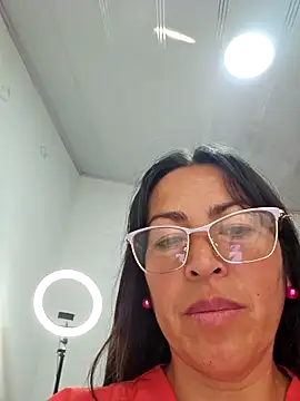 JustSamantha_ from StripChat is Freechat