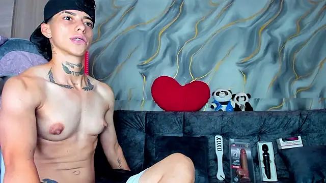 amberadams_ - AmberAdams_'s free webcam - UK Sex Cams