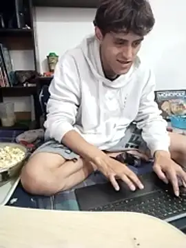 AoA-BoyStudent webcam