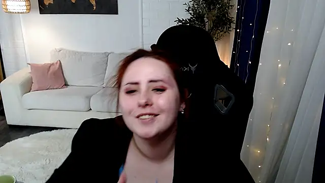 Hennessy_bunny webcam